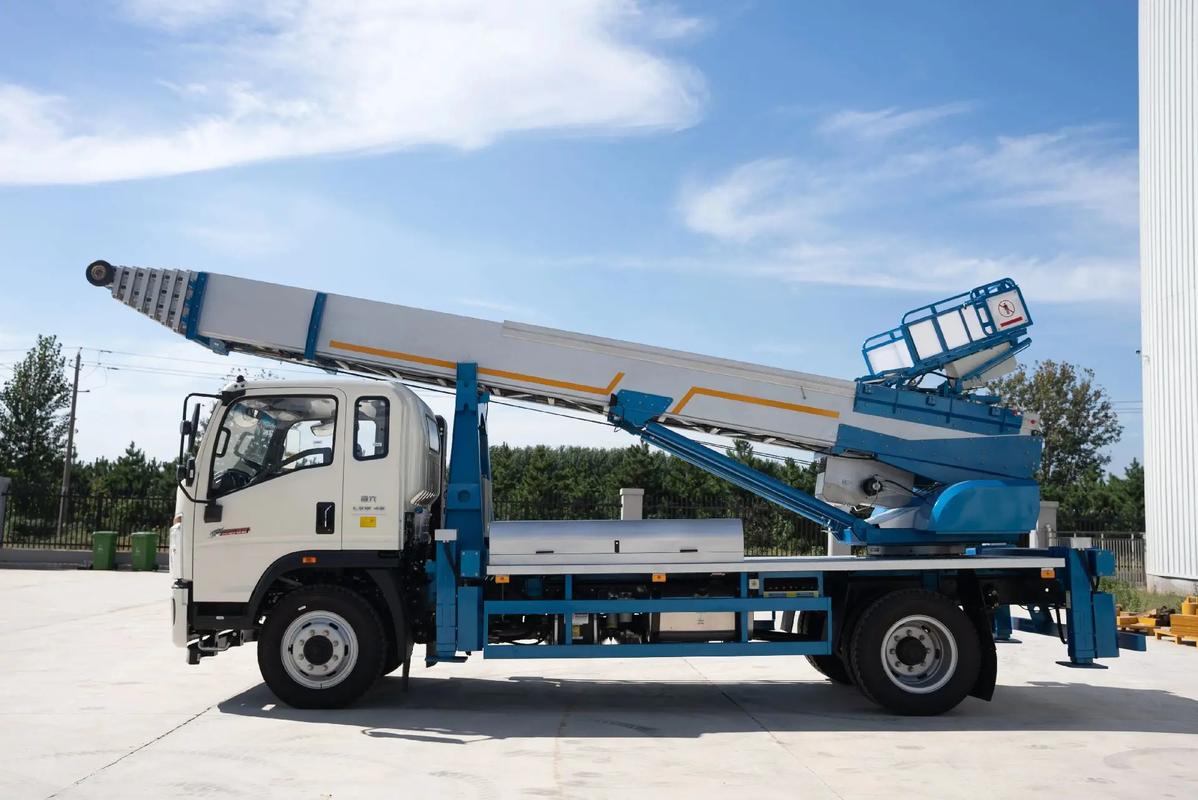 兰洋镇云梯上料车租赁费用