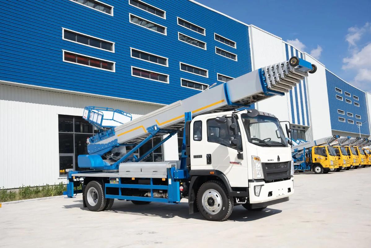 兰洋镇出租云梯车高空作业车 建筑垃圾搬运